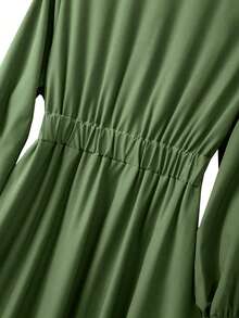 GlowEve CURVE 大码女式休闲纯色翻领灯笼袖纽扣褶裥腰部A字连衣裙 - 橄欖綠 - 查看 7