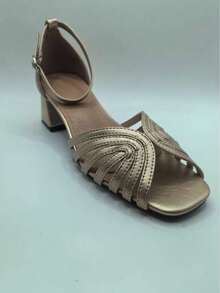 Rosivie Women Pumps - Gold - View 8