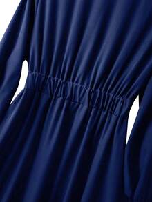 GlowEve CURVE 大码女式休闲纯色翻领灯笼袖纽扣褶裥腰部A字连衣裙 - 藏蓝色 - 查看 5