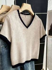 Franclia 女士撞色V领短袖休闲百搭T恤 - 杏色 - 查看 1