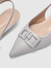 CUCCOO BIZCHIC Giày nữ mùa xuân hè 2026 mới, họa tiết lá cọ, khóa vuông bằng kim loại, mũi nhọn, quai hậu, đế bằng, giày công sở đa năng. - Xám - Xem 7