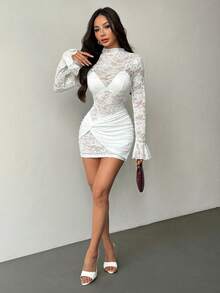 SHEIN PETITE 酒红色性感透视蕾丝迷你连衣裙，适合日常约会、夜间外出、夜店、派对、聚会、鸡尾酒会、泳池派对以及秋冬季穿着。 - 白色 - 查看 6