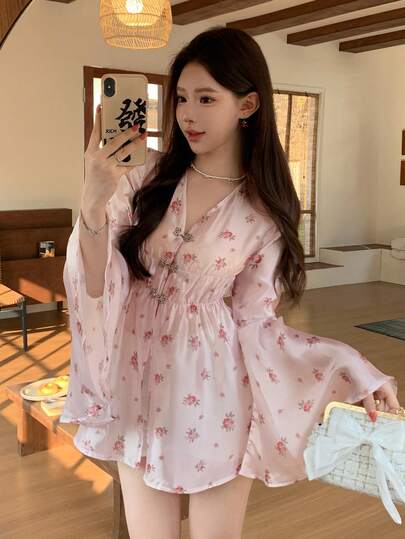 DAZY Spring & Summer Ditsy Floral Chiffon Blouse, Elegant Slim Fit Casual Vacation Commute Flare Sleeve Ruffle Hem Long Sleeve Shirt For Women