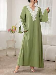 Al Najma Lace Patchwork V-Neck Loose Sweet Youthful Long Sleeve Flared Elegant Robe - Green - View 5