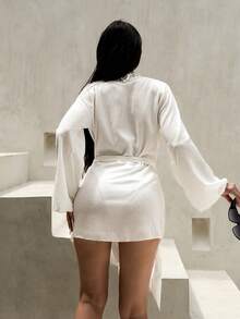 Bonvoyette Sommerurlaub sexy einfarbiges Raglanärmel lässiges weites Glockenärmel Bindetaille Damen Kleid - Weiss - Übersicht 2
