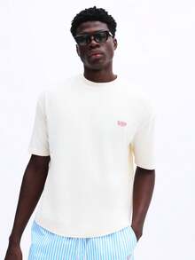 SUMWON Set da spiaggia vintage con stampa specchio ornata, composto da t-shirt a maniche corte e pantaloncini da bagno a righe verticali, ideale per vacanze e resort estivi - Multicolore - Visualizzare 3