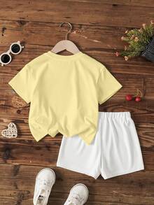 SHEIN X Care Bears Conjunto de camiseta casual versátil de manga corta y cuello redondo con estampado de dibujos animados lindos para niñas jóvenes - Blanco - Ver 2