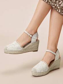 Styleloop Women's Casual Versatile Thick Sole Platform Loafers - Beige - View 1