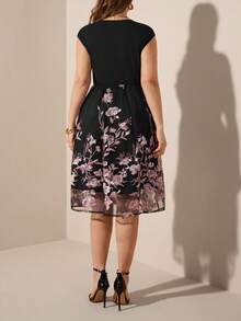Comfylo Elegant Plus Size Women's Black Cap Sleeve V Neck Knee Length A Line Dress With Pink Floral Embroidery - Multicolor - View 2
