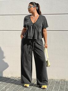 Muchica Plus Size Women's Solid Color V-Neck Short Sleeve Ruffle Hem Top And Wide Leg Pants Casual 2 Piece Set, Spring/Summer,Carnival Women Look 2026,Going Out Outfits,Beach Outfit, Holiday Outfits,Black, Summer Outfits - Black - View 4