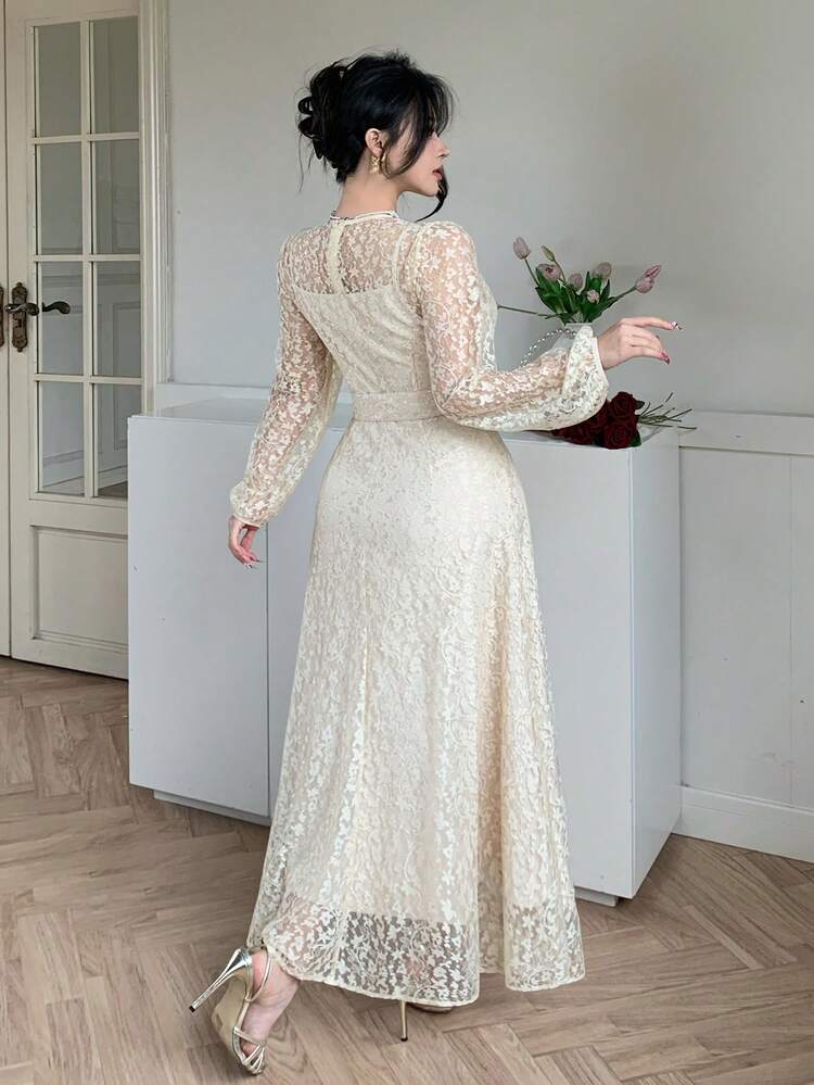 DAZY فستان أنيق بياقة مستديرة وأكمام فانوس مزين بالدانتيل للنساء - لون مشمشي - مشاهدة 2