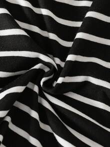 SHEIN Playful Pals Romper Bayi Perempuan Kasual Motif Garis-Garis dan Hati, Musim Semi/Panas - Hitam - View 4