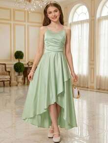 Pitira 儿童青少年女孩绿色缎面不对称下摆收腰吊带连衣裙，优雅适合派对、约会、重要家庭聚会，适合各种场合，例如返校、校园风、派对、通勤、购物，也适合婚礼、生日派对、舞会和伴娘活动、正式晚礼服、毕业典礼、宴会婚礼宾客礼服、女士伴娘礼服、鼠尾草绿正式礼服、优雅绿色连衣裙、不对称连衣裙、舞会礼服、优雅派对礼服、鼠尾草绿伴娘礼服 - 綠色 - 查看 3
