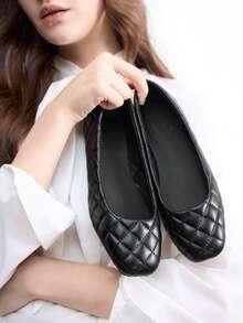 CUCCOO BIZCHIC Women's Red Plaid Mary Jane Shoes Flat Heel Square Toe Campus Style Japanese Cute Low Heel Shoes Spring Shoes Spring Break Easter Valentine's Day - Black - View 1