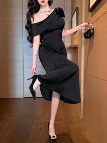 DAZY Women's Solid Color Minimalist Daily One-Shoulder Long Dress - Black - View 6