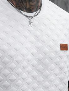 Manfinity CasualCool 男士针织T恤套装，菱形提花图案，时尚百搭，适合日常穿着，彰显男士绅士风范，休闲日常、周末旅行、户外活动、探险旅行、轻松的工作环境或半正式场合，也是送给男友/丈夫、周年纪念/生日、派对、夏季假期、婚礼、春夏、复活节等场合的理想之选。此外，还有男士白色绗缝短袖T恤短裤套装，休闲夏季两件套，白色短裤套装，男士两件套白色套装，男士休闲短裤两件套，男士夏季两件套，男士夏季运动套装。 - 白色 - 查看 6