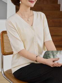 Livesso 女士V领宽松短袖针织上衣 - 杏色 - 查看 2