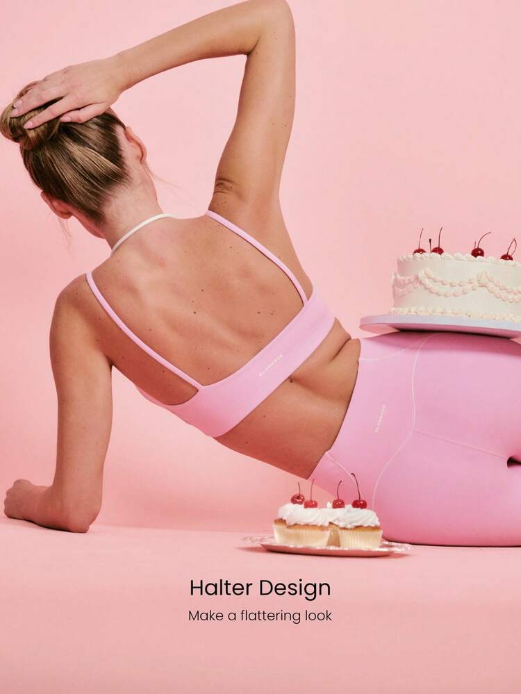 Biustonosz sportowy FeatherFit™ na Walentynki, miękki jak masło, odprowadzający pot, kontrastowe szwy, dekolt halter, ramiączka, wyjmowane miseczki, dwukolorowy, o niskim wpływie na jogę, siłownia, codzienne, aktywne, codzienne ubranie