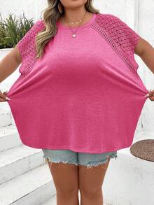 SHEIN CURVE+ Camiseta de manga corta con bloqueo de color y encaje, adecuada para vacaciones en la playa en verano estilo bohemio - Rosa Fucsia - Ver 10