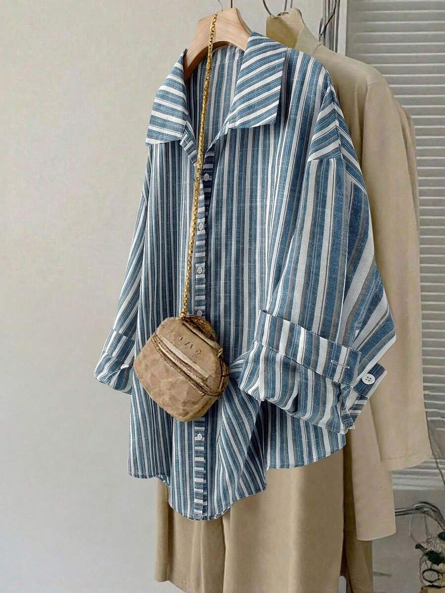 SHEIN LUNE 大尺碼女款淺藍色條紋襯衫,鈕扣開襟長袖上衣,夏季休閒商務辦公穿搭,復古波希米亞風 - 藍色 - 查看 1