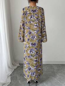 Al Najma 优雅花卉印花撞色蕾丝喇叭袖长袍连衣裙，度假风 - 紫色 - 查看 2