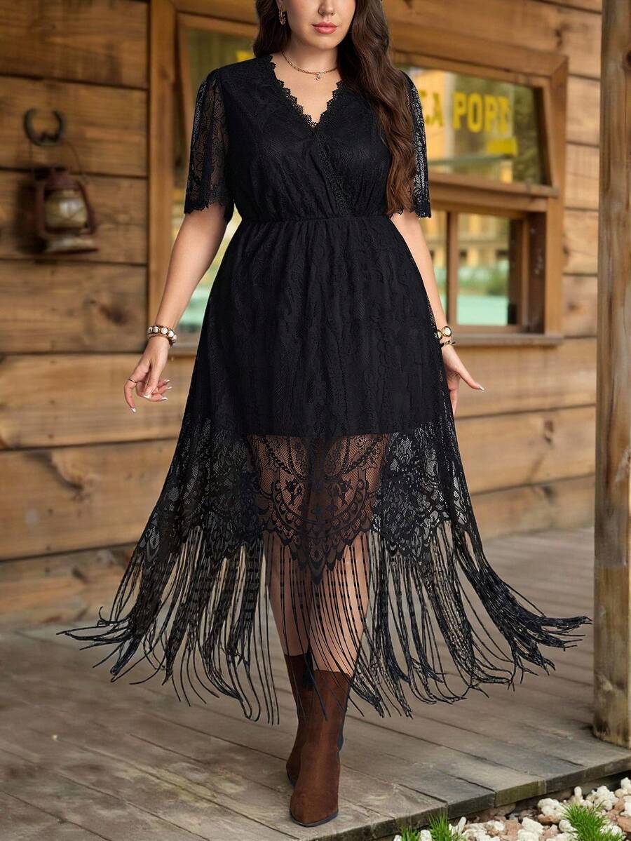 SHEIN LUNE 大码女式V领短袖流苏下摆优雅蕾丝连衣裙黑色连衣裙，适合情人节、生日等场合，优雅百搭。