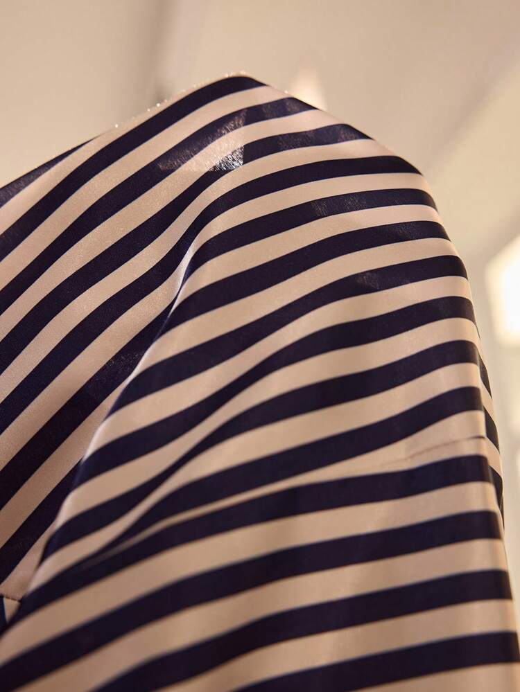 MuseNap CURVE Bộ đồ ngủ dài tay kẻ sọc cỡ lớn gồm áo và quần - Nhiều màu - Xem 7