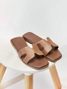 Mini mi Kids Dark Olive Slides -French Riviera-Inspired Architectural Cutout For Resort Nights To Metro Chic - Olive Green - View 6