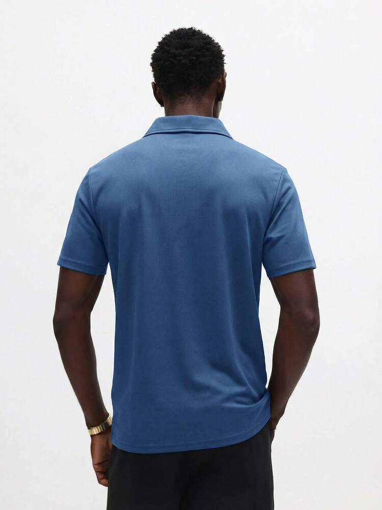 Herren Essentielles Muskelfit Poloshirt mit Halbzipper und gesticktem Logo, Kurzarm Sommer Business Casual Hemd mit Kragen