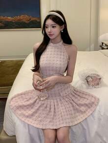 DAZY Đầm cổ yếm xếp ly họa tiết răng cưa màu hồng ngọt ngào dành cho nữ - Hồng - Xem 8