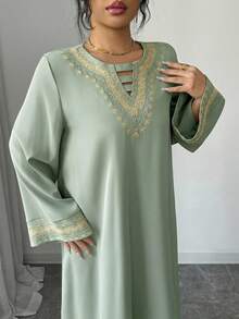 Yasmyna New V-Neck Embroidered Elegant Dress With Sophisticated Design - Green - View 6