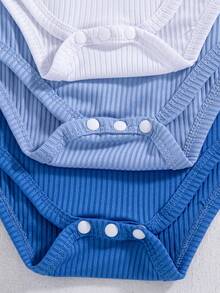 SHEIN Playful Pals 3件套男婴纯色简约无袖连体衣套装 - 彩色 - 查看 4