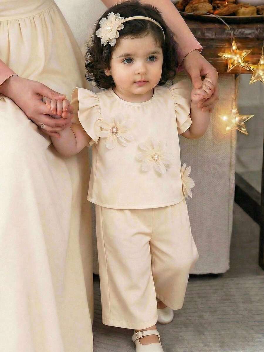 SHEIN 2pcs Baby Girl Summer Vacation Cute 3D Floral Ruffle Trim Top And Pants Set - Apricot - View 1