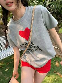 K-Vae Camiseta de manga corta casual con estampado de corazón y letras - Gris - Ver 2