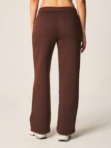 MISSGUIDED Pantalones de chándal con cordón y ajuste relajado con logotipo bordado para comodidad casual - Marrón - Ver 2