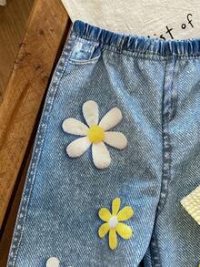 SHEIN Ce set de 2 pièces pour bébé fille est décontracté, simple, confortable et mignon. Il comprend un débardeur en tissu texturé et des patchs ornés, ainsi qu'un pantalon à jambes droites. Parfait pour le printemps et l'été. Set de printemps bébé jupe en jean, set bébé fille d'été en jean, sets de printemps pour fille avec fleurs, tenue marguerite, vêtements fleuris, ensembles d'été pour bébé fille - Jaune citron - Voir 5