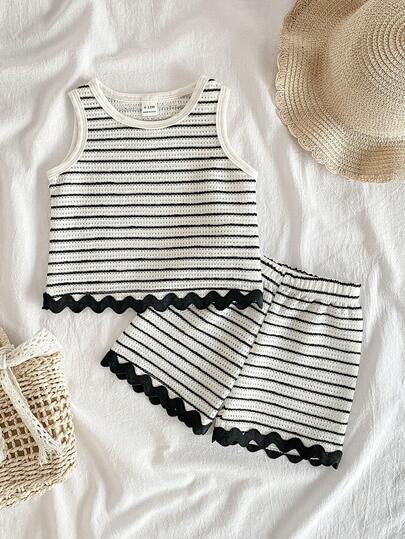 SHEIN Vintaside Kids 2pcs/Set Baby Girls' Sweet Jacquard Striped Fabric Lace Trim Vest And Shorts, Elegant Korean/European Style, Versatile & Practical Baby Girl Set, New Summer Fashion Kids Outfit, Suitable For Infants & Toddlers, Girls Set, Casual, Holiday, Party Girls Two Piece Set Baby Matching Set Summer Little Girl Summer Sets Toddler Outfit Baby Summer Clothes Baby Girl Outfits Baby Clothes