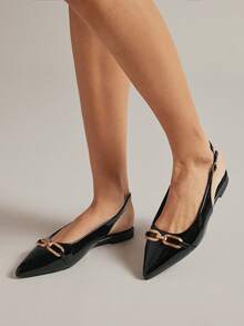 SHUZIA #优雅时尚 女士尖头设计师款金属搭扣亮面漆皮黑色露跟平底鞋 – 柔软舒适的鞋垫，精致光泽，易于搭配 - 黑色 - 查看 2