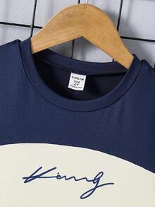 SHEIN Set de 2 piezas: Camiseta de manga corta de cuello redondo + Pantalones cortos, estilo callejero para niños pequeños, para verano, escapadas, vacaciones, viajes, relajación, tomar el sol - Azul - Ver 5