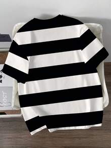 Manfinity Joysei 男士黑白条纹马年极简印花T恤 黑白图案T恤 男士黑白条纹T恤 男士T恤 - 白色 - 查看 2