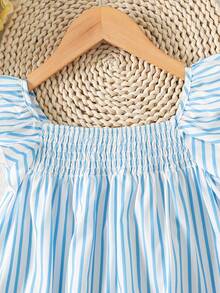 Young Girls Cute Cartoon Print Striped Flare Sleeve Loose A-Line Dress, Casual Vacation Fashion Versatile, Matching Sisters, Park Camping, Parent-Child Photo, Party Gathering, Daily Casual - Blue - View 3