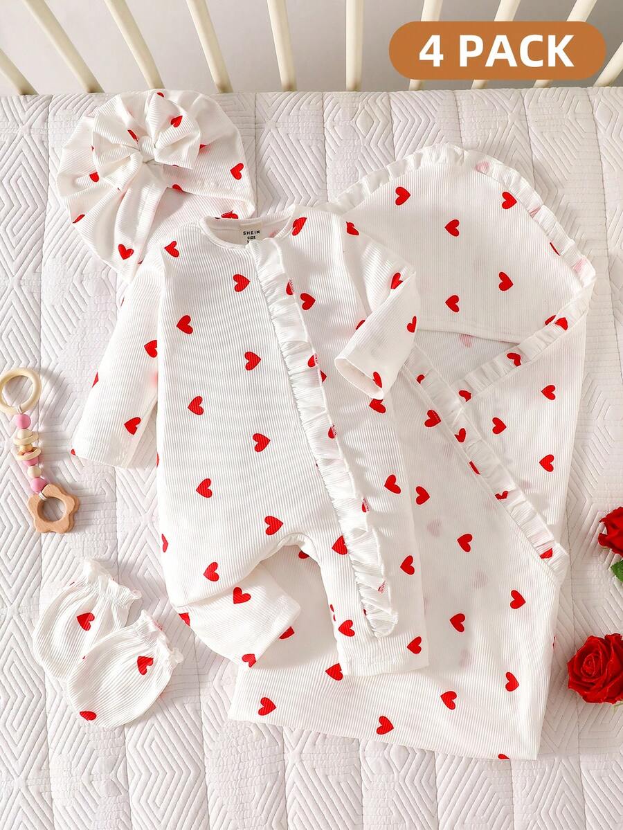 5件套新生儿服装套装，包括荷叶边爱心印花连体衣、长袖连体裤、手套、蝴蝶结帽、襁褓毯，礼盒装 - 白色 - 查看 1