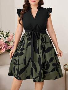 SHEIN Clasi 加大码印花V领荷叶边腰带连衣裙 - 彩色 - 查看 5