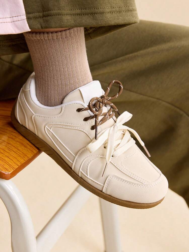 CUCCOO EASI Women's Casual Comfortable Flat Sneakers, Versatile For Daily Wear