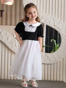 DAZY Young Girl' Collar Bow Lace Trim Contrast Color Korean Style Dress - Black and White - View 6