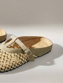 Solecia 女士T字带装饰圆头休闲平底凉鞋，舒适简约设计，卡其色，适合通勤和度假穿着 - 卡其色 - 查看 5