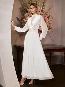 MOTF Soiréza 撞色蕾丝高领灯笼袖雪纺连衣裙 - 白色 - 查看 6