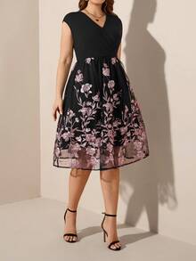 Comfylo Elegant Plus Size Women's Black Cap Sleeve V Neck Knee Length A Line Dress With Pink Floral Embroidery - Multicolor - View 4