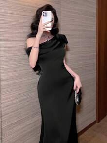 DAZY Women's Solid Color Minimalist Daily One-Shoulder Long Dress - Black - View 2