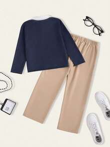 SHEIN Explorewe 两件套男童海军蓝 Polo 领刺绣条纹学院风上衣和卡其色直筒裤套装，适合日常、复古校园风、运动街头风、返校季、春秋季穿着。 - 卡其色 - 查看 3